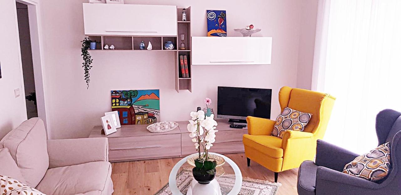 Casa Roro Villa ไมยอรี ภายนอก รูปภาพ